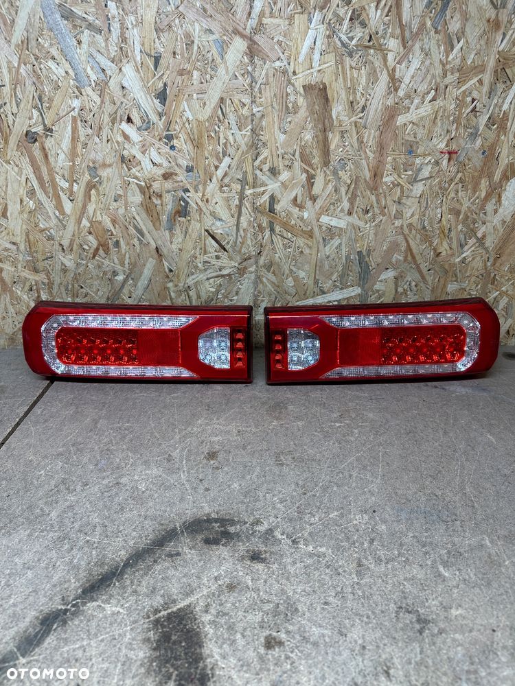 MERCEDES ACTROS MP5 LAMPA TYŁ LEWA PRAWA LED A0035443203 A0035443303 - 1