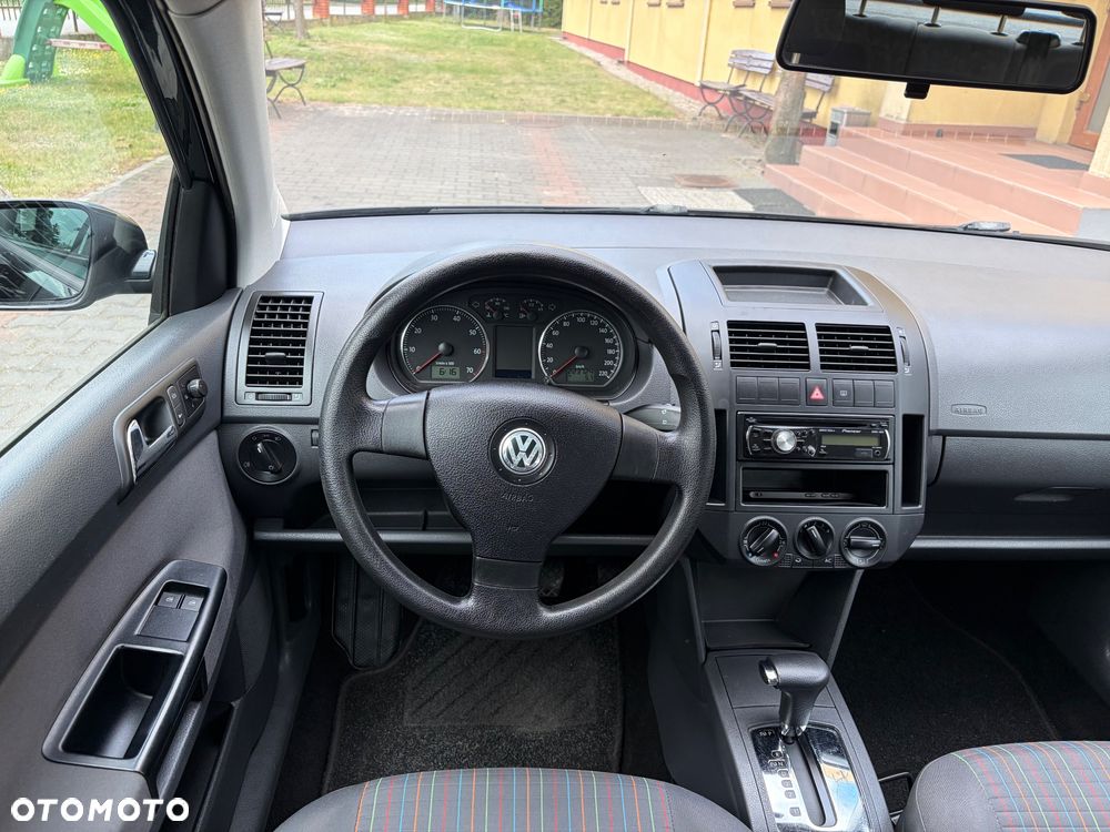 Volkswagen Polo 1.4 Automatik Trendline - 29
