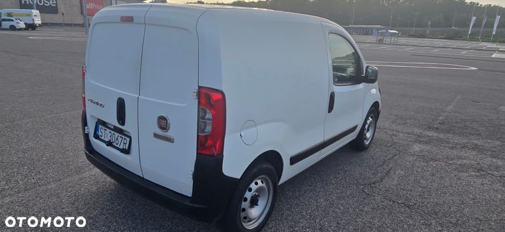 Fiat Fiorino Kombi 8V Base - 7