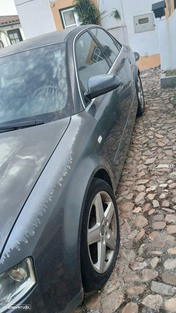 Audi A4 2.5 TDI quattro - 2