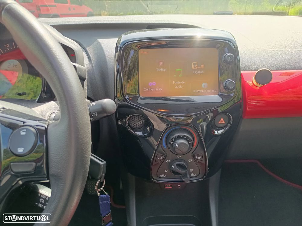 Toyota Aygo 1.0 X-Wave - 12