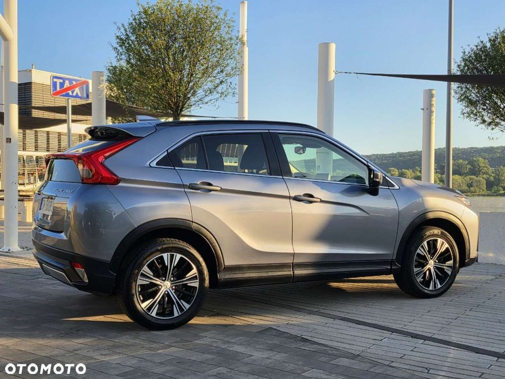 Mitsubishi Eclipse Cross - 38