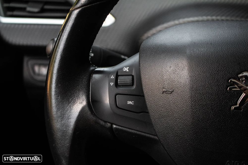 Peugeot 208 82 PureTech Style - 9