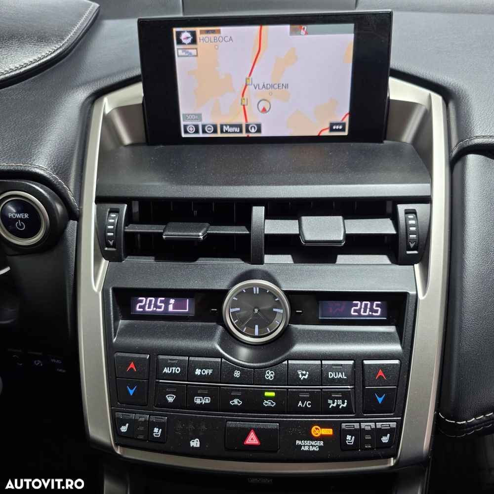 Lexus Seria NX 300h Business Line - 35