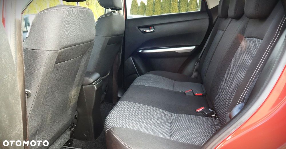 Suzuki Vitara - 16