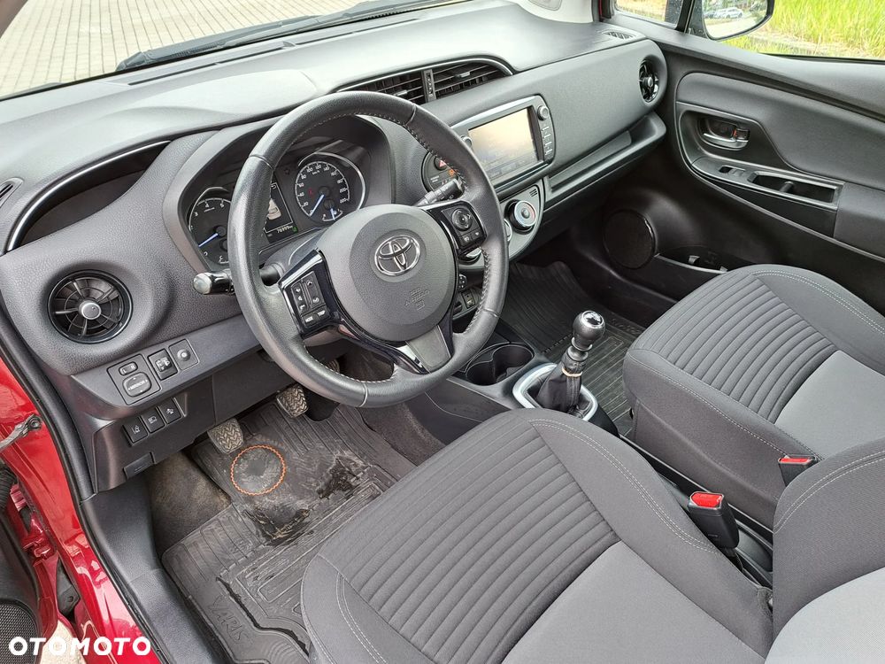 Toyota Yaris - 14