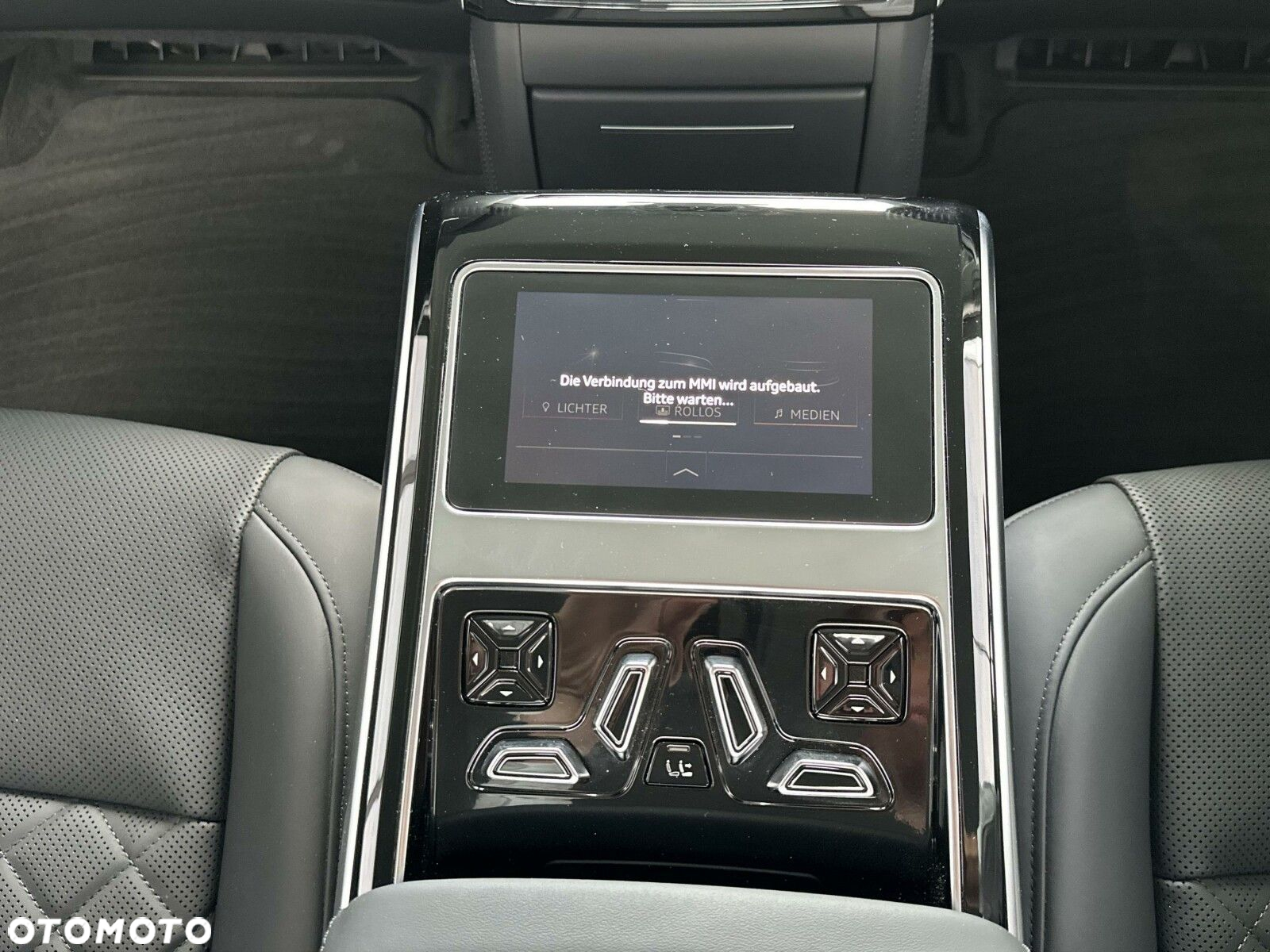 Audi A8 - 25