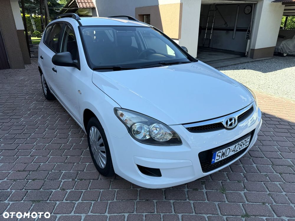 Hyundai i30 i30cw 1.4 Edition Plus - 3