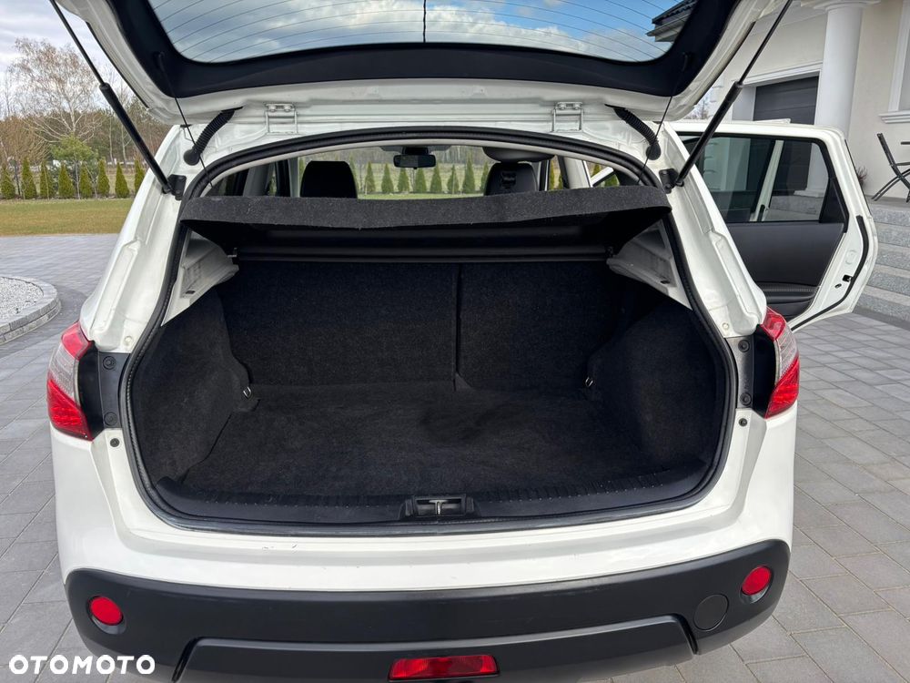 Nissan Qashqai 1.6 dCi DPF Start/Stop tekna - 17