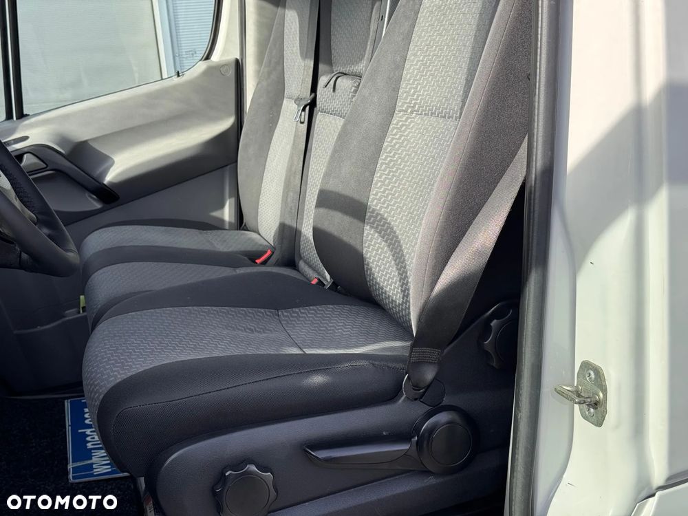 Volkswagen Crafter - 16
