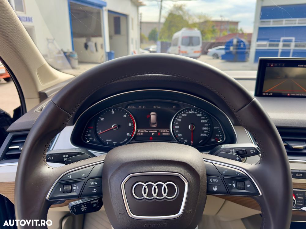 Audi Q7 - 7