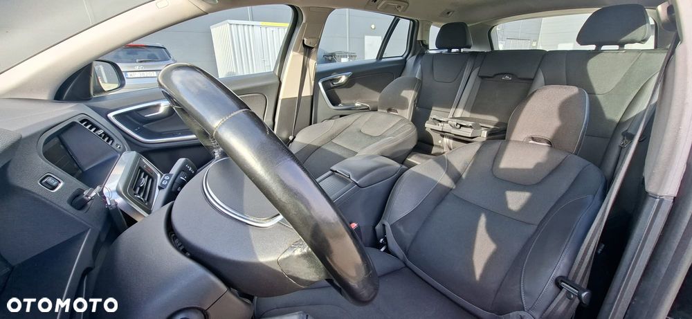 Volvo V60 T3 Kinetic - 18