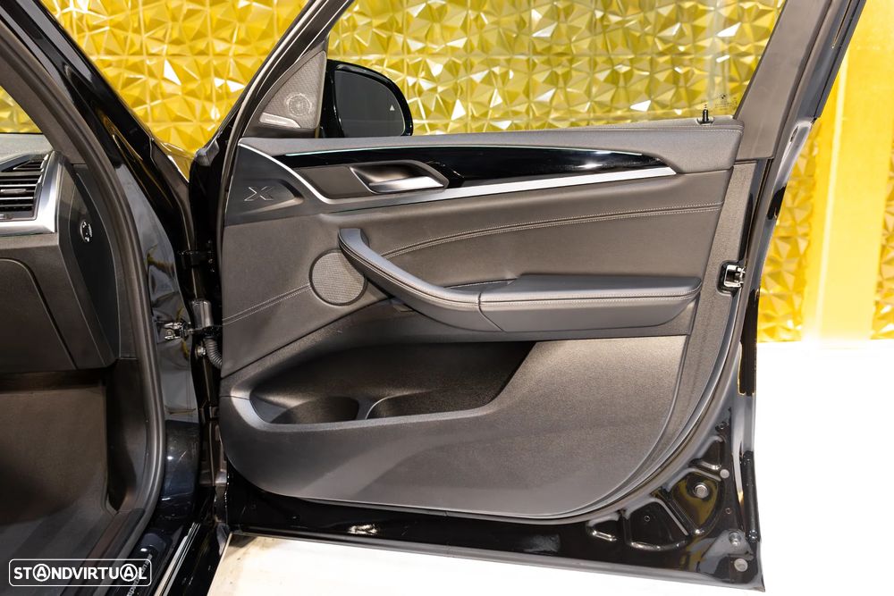 BMW X3 M Competition - 28