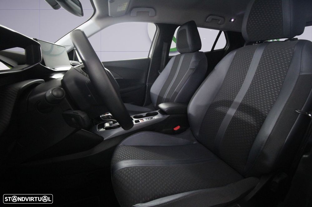 Peugeot e-2008 50 kWh Allure - 6