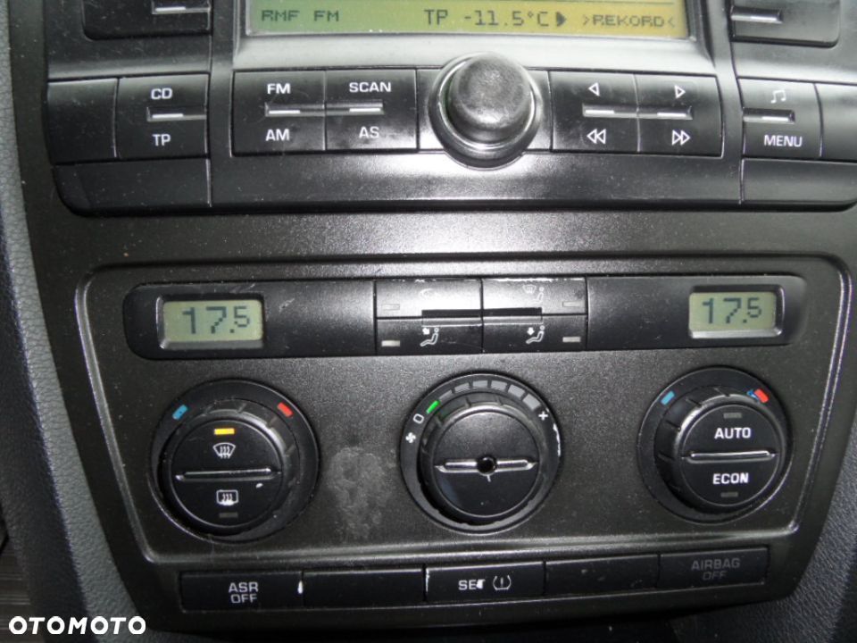 PANEL NAWIEWU SKODA OCTAVIA II - 1
