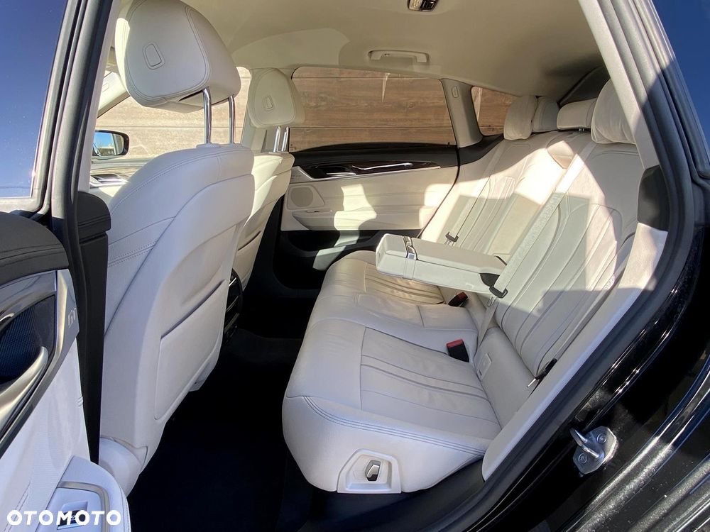 BMW 6GT 640d xDrive Luxury Line sport - 24