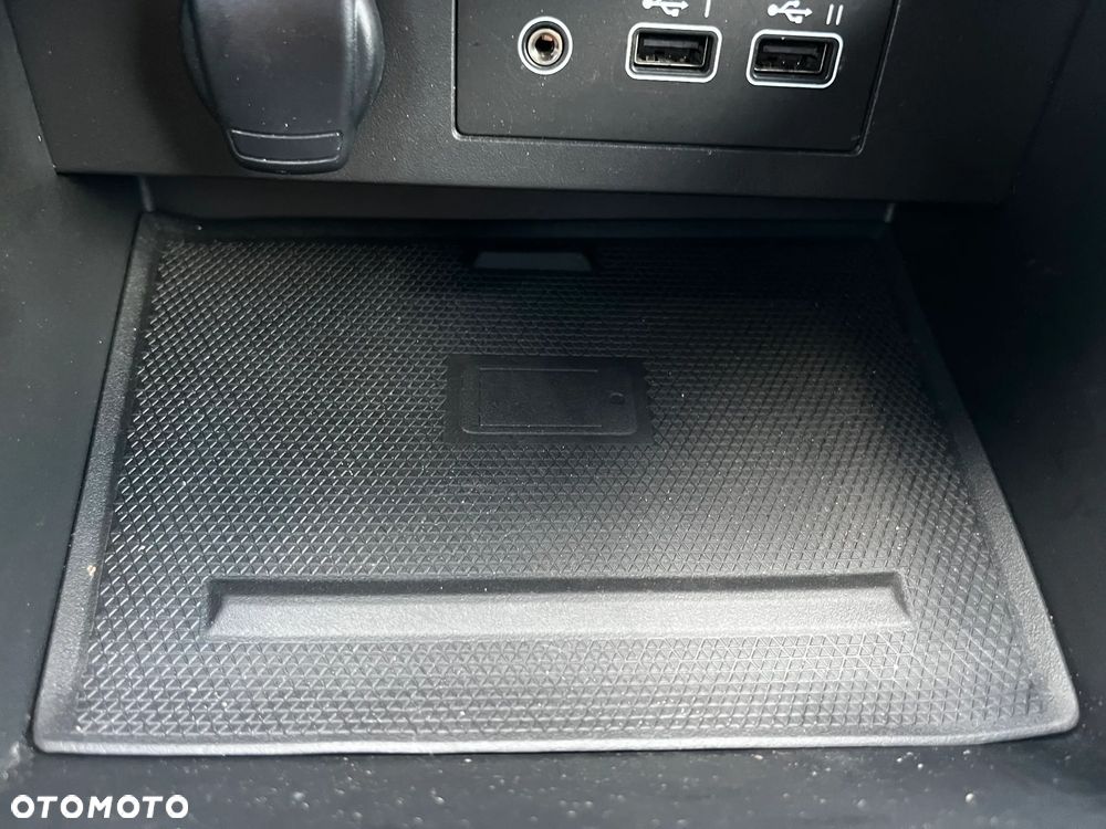 Renault Clio TCe 90 BUSINESS EDITION - 33