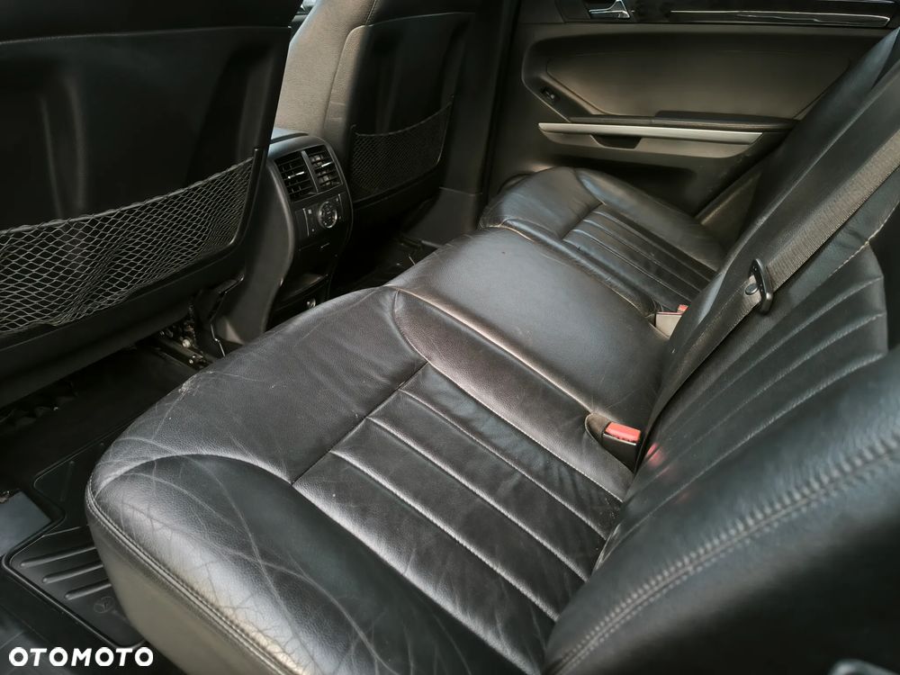 Mercedes-Benz ML - 28
