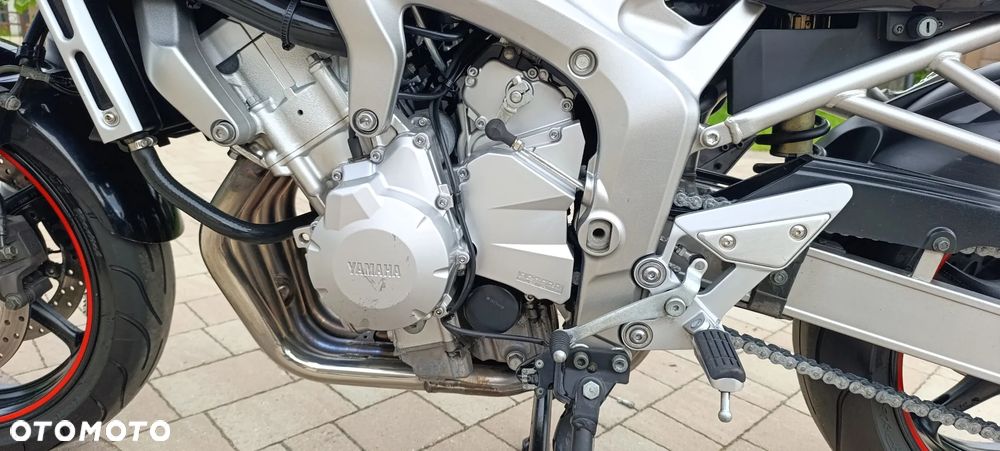 Yamaha FZ - 34