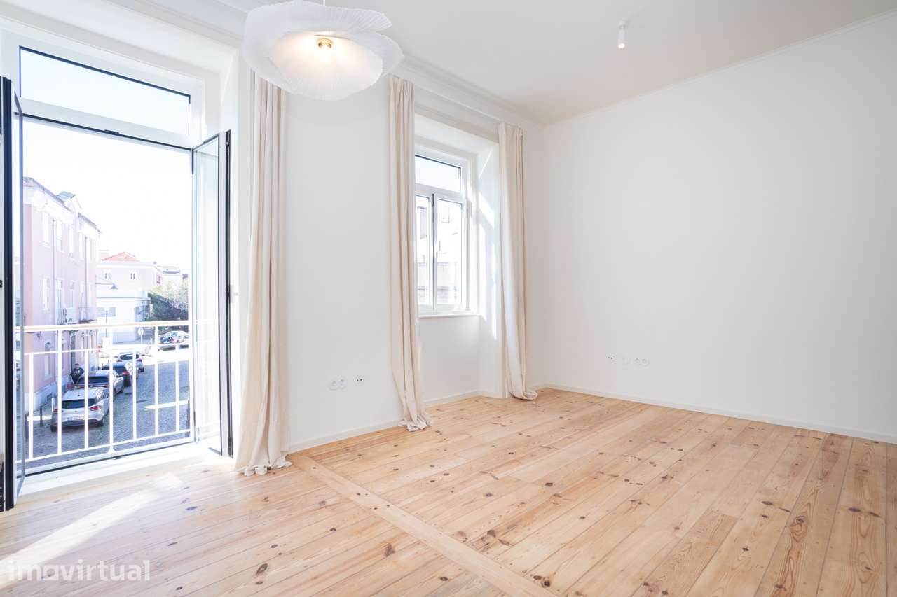 Apartamento T2 totalmente remodelado na Ajuda - Grande imagem: 4/32