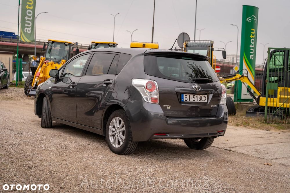 Toyota Verso 1.8 Sol - 10