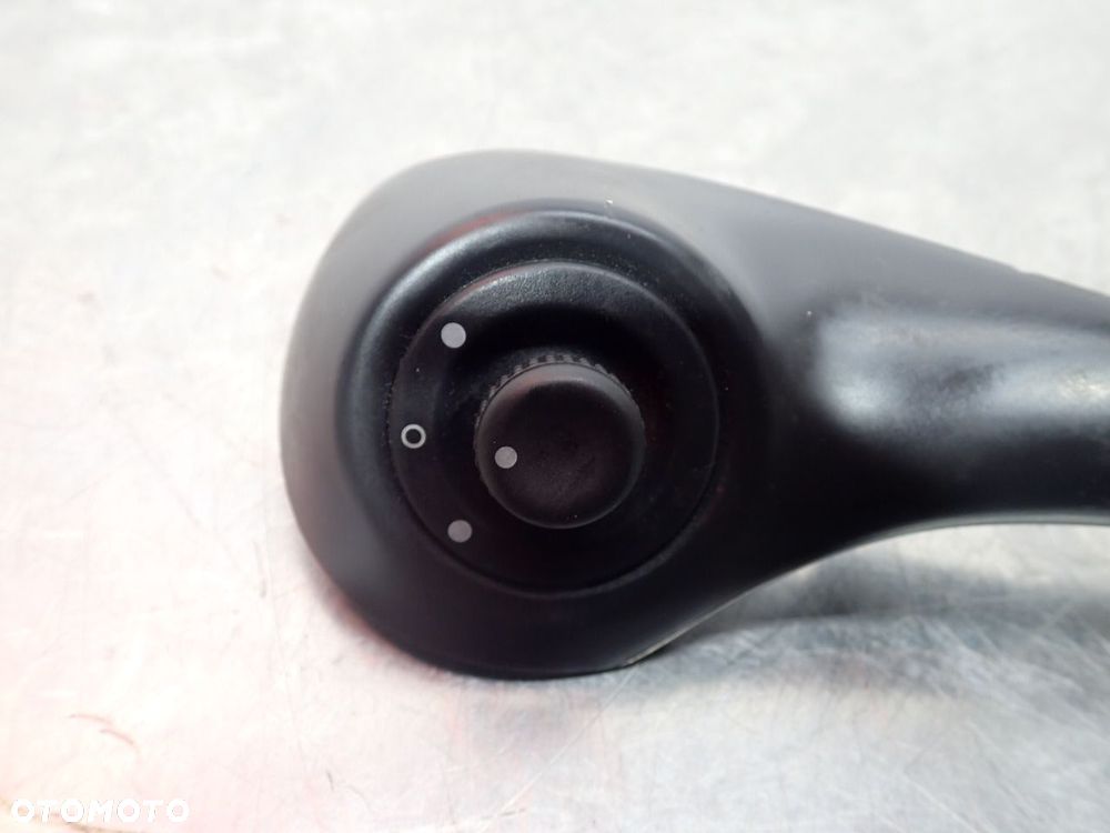 PRZEŁĄCZNIK REGULACJI LUSTEREK RENAULT CLIO III LIFT 8200316977G - 3