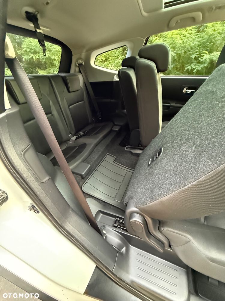 Nissan Qashqai+2 2.0 Tekna - 22
