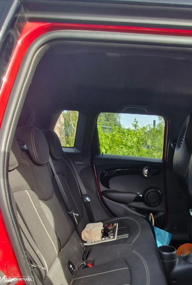 MINI 5 Portas Cooper D - 9