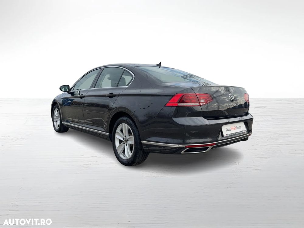 Volkswagen Passat - 3