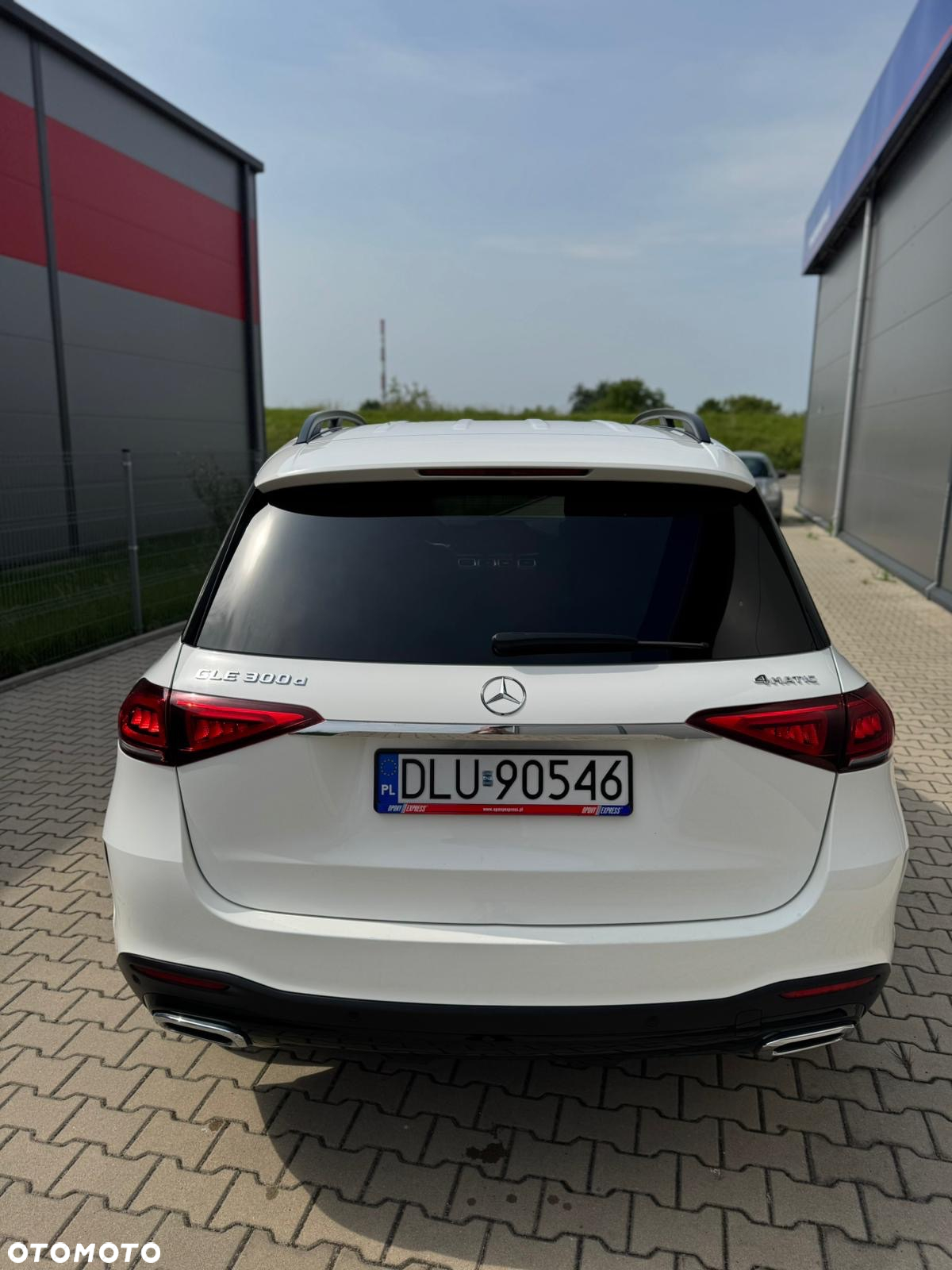 Mercedes-Benz GLE 300 d 4-Matic - 7