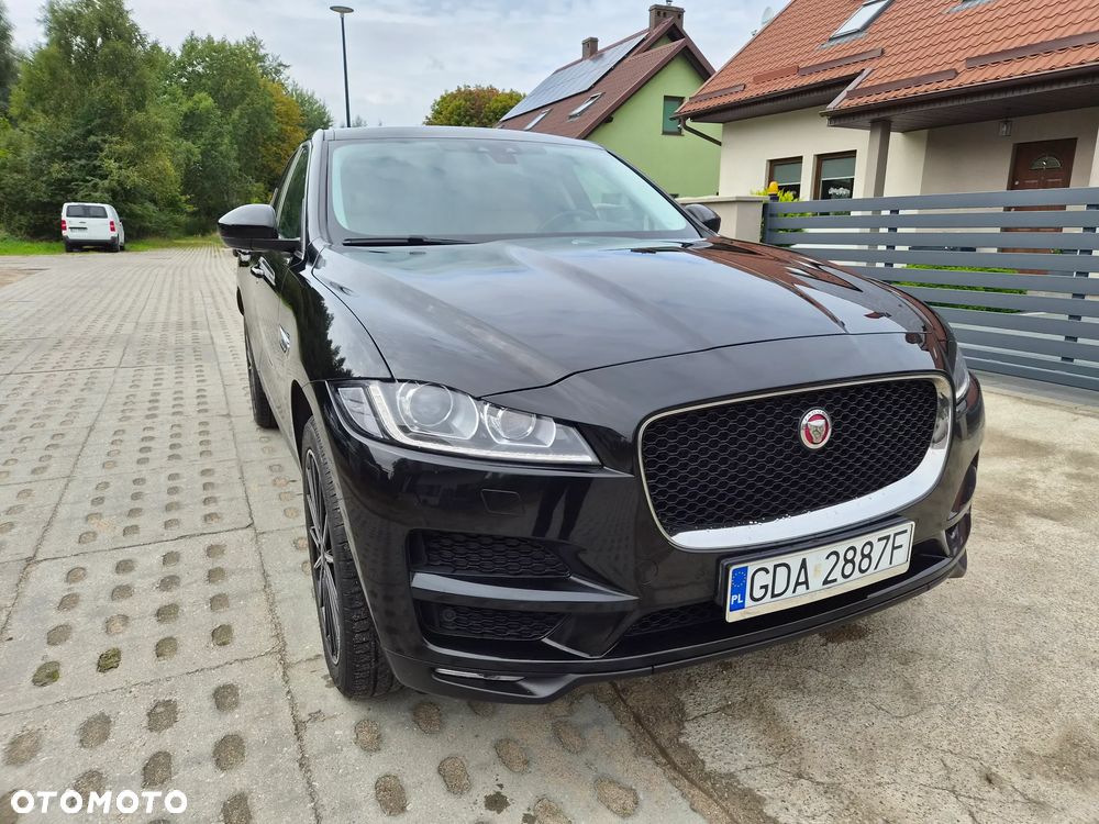 Jaguar F-Pace 20d Prestige - 11