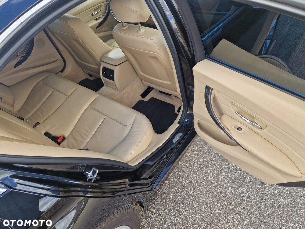 BMW Seria 3 - 28