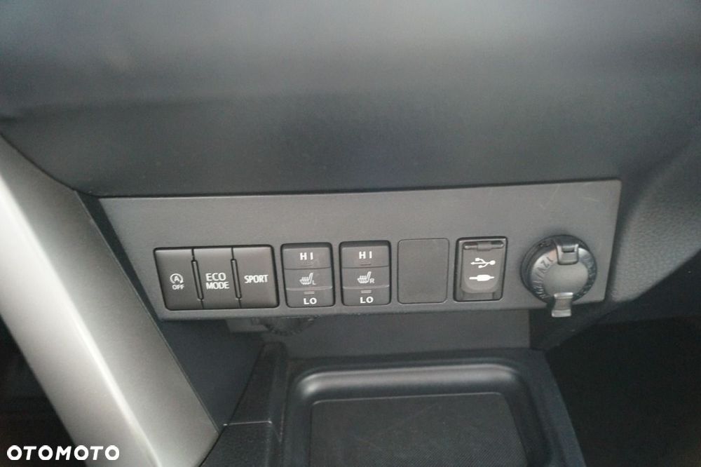 Toyota RAV4 - 27