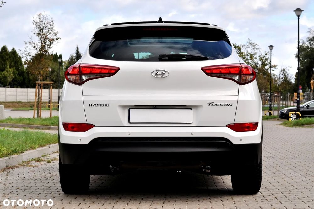 Hyundai Tucson 1.7 CRDI BlueDrive Premium 2WD DCT - 11