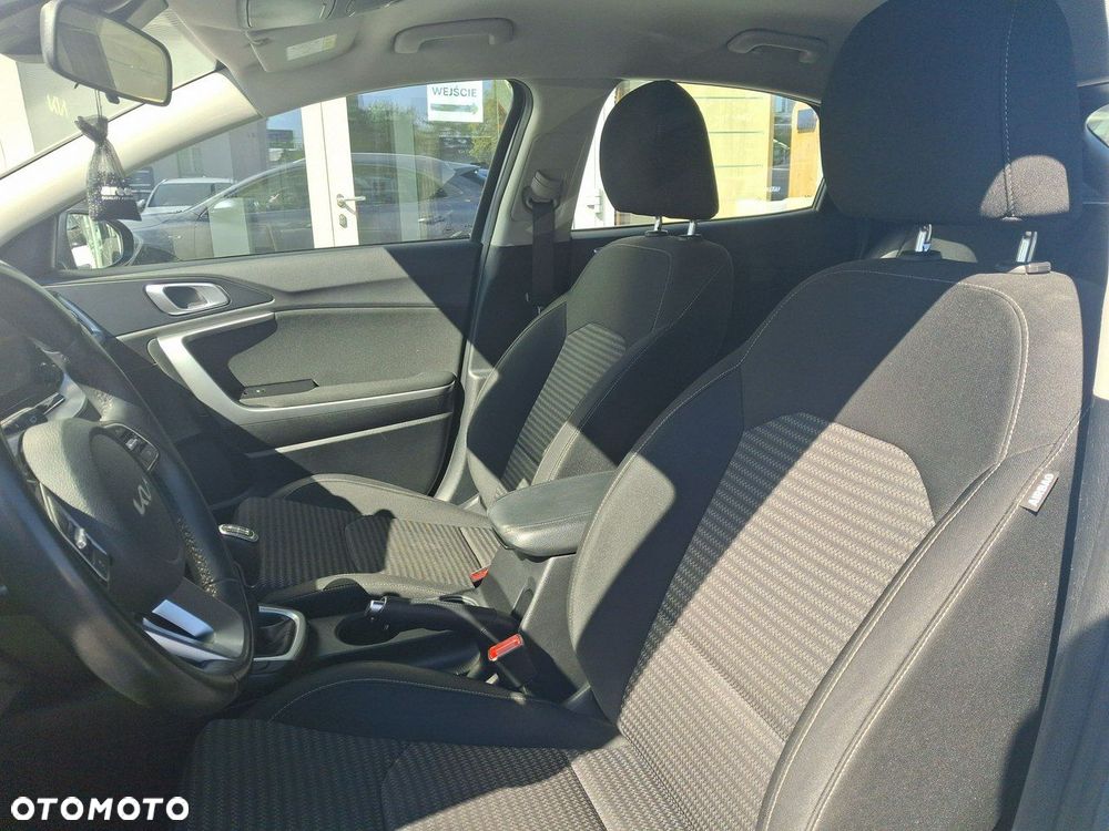 Kia XCeed 1.5 T-GDI M - 11