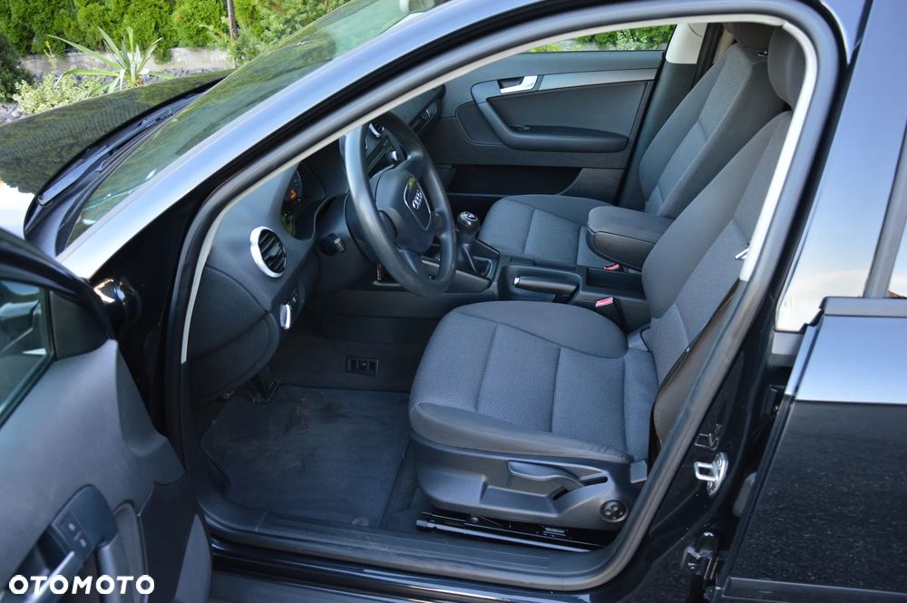 Audi A3 Sportback - 18