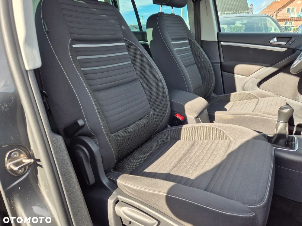 Volkswagen Tiguan 2.0 TDI 4Mot R-Style - 24