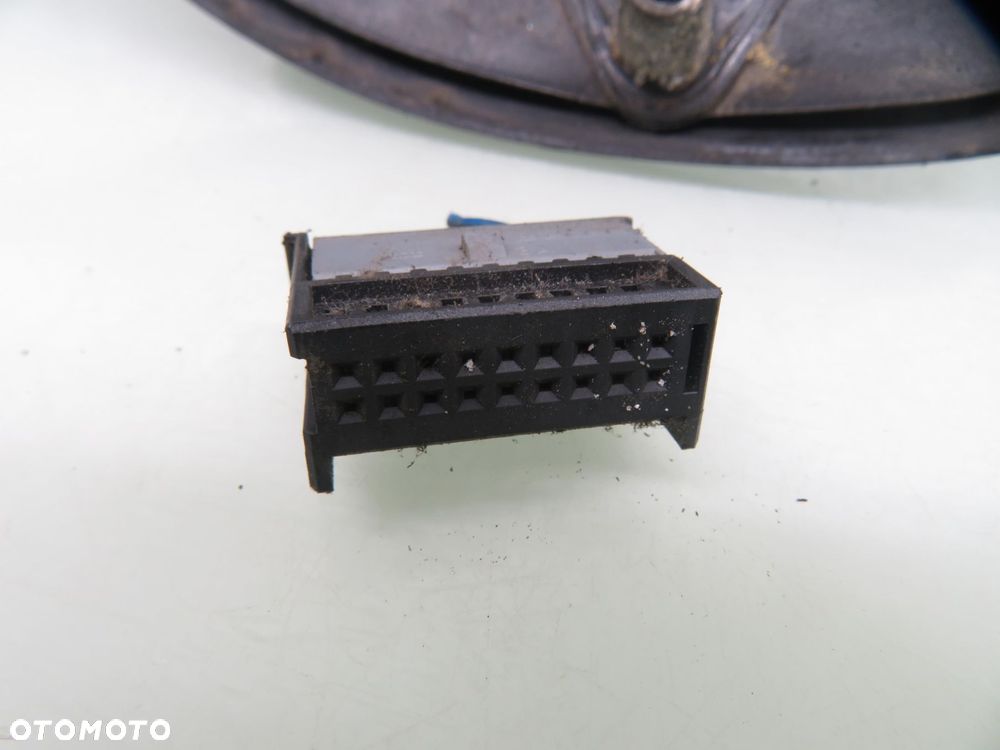 LUSTERKO PRAWE OPEL ASTRA III H 24462996 Z155 5 PIN - 2