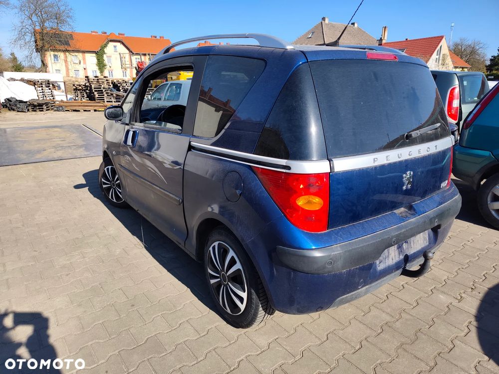 peugeot 1007 na części z 2004 1,4 d fotel lusterko drzwi szyba zamek klamka klapa maska silnik - 9