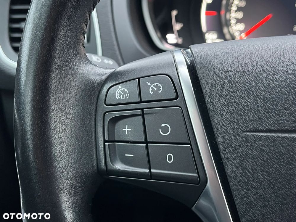 Volvo V40 T3 Drive-E Inscription - 31