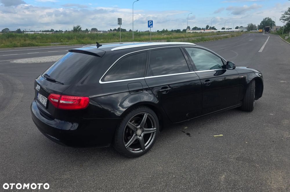 Audi A4 Avant 2.0 TDI - 8