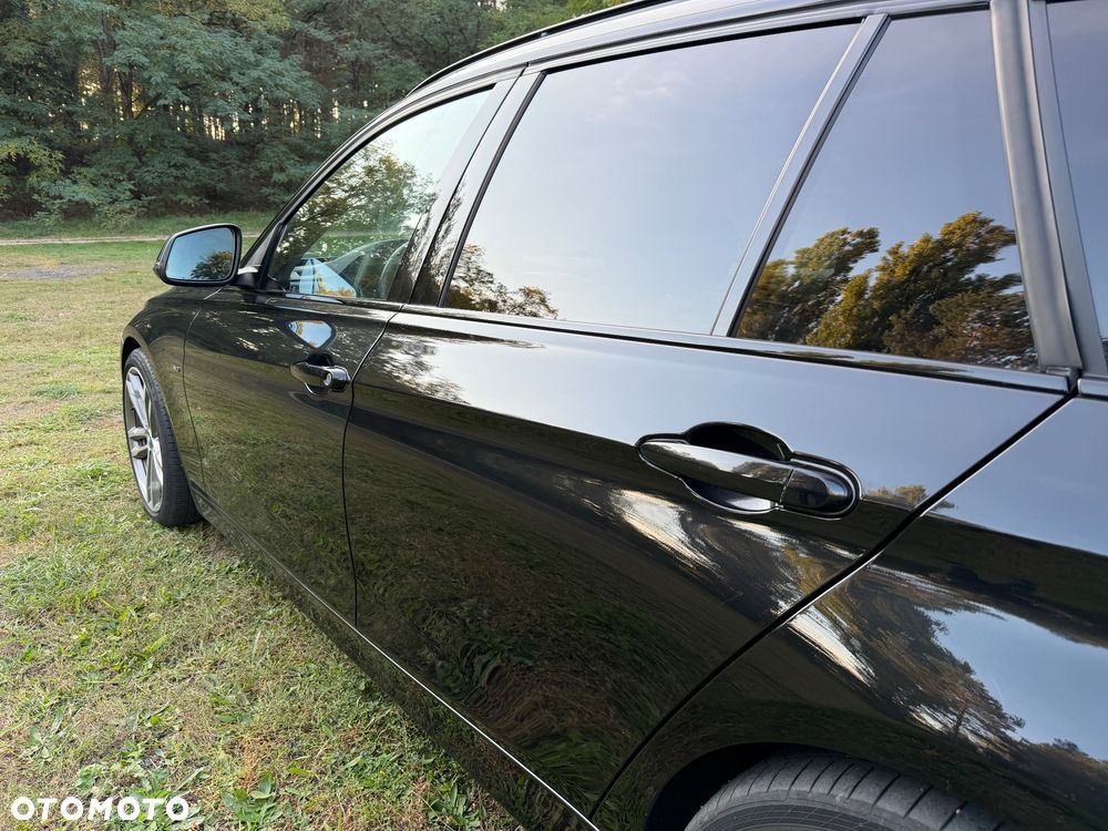 BMW Seria 3 330d xDrive Sport Line - 23