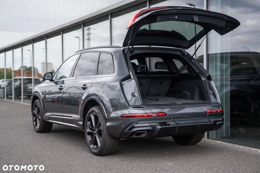 Audi Q7 - 10