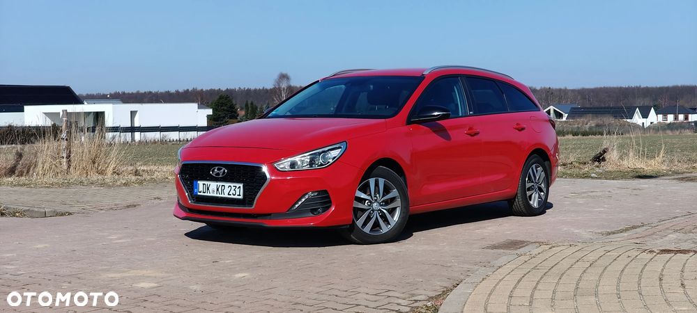 Hyundai i30 1.6 D Style DCT - 1