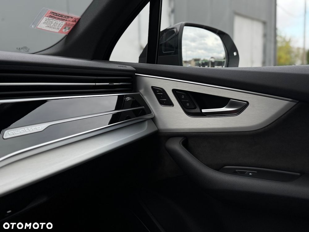 Audi SQ7 TFSI Quattro Tiptronic - 12