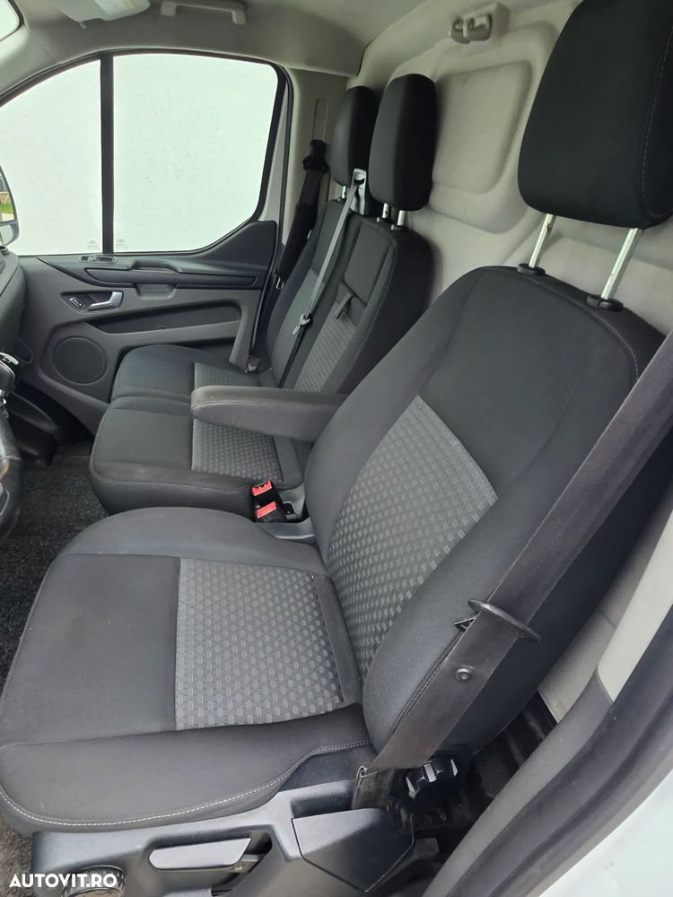 Ford Transit custom - 13
