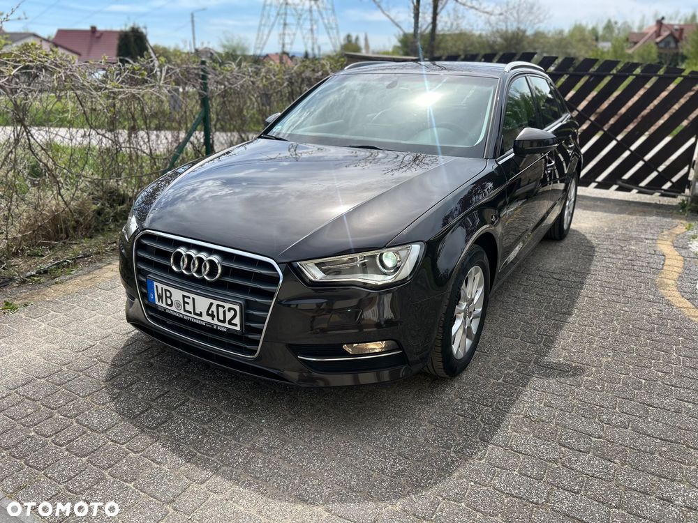 Audi A3 Sportback 1.6 TDI Attraction - 15