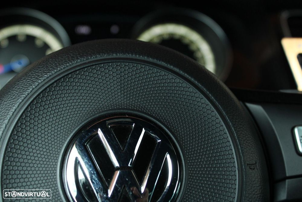 VW Golf R 2.0 TSI OPF 4Motion DSG - 30