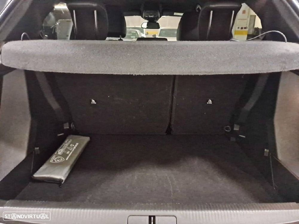 Peugeot 2008 1.2 Hybrid Allure e-DCS6 - 6