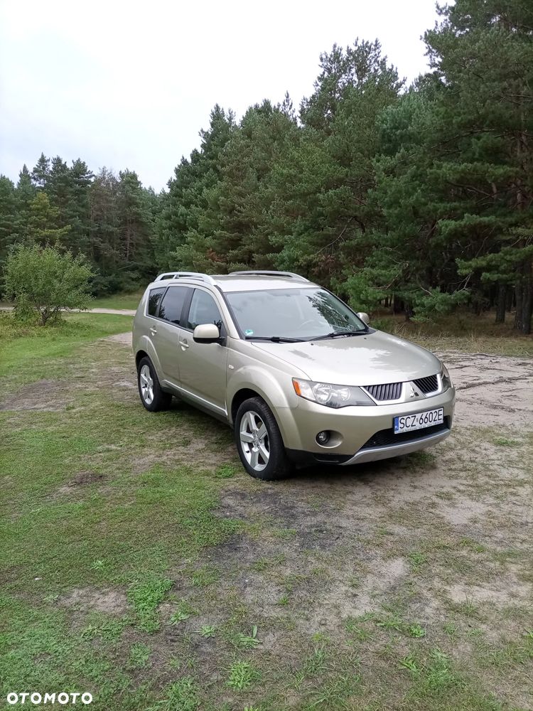 Mitsubishi Outlander 2.0 DI-D 4WD Intense - 4
